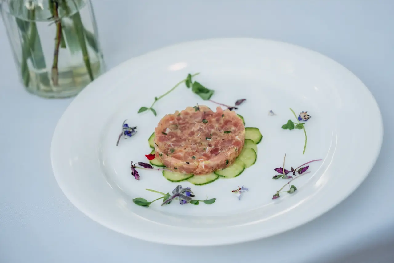 tented outdoor wedding venue in the hudson valley salmon tartar